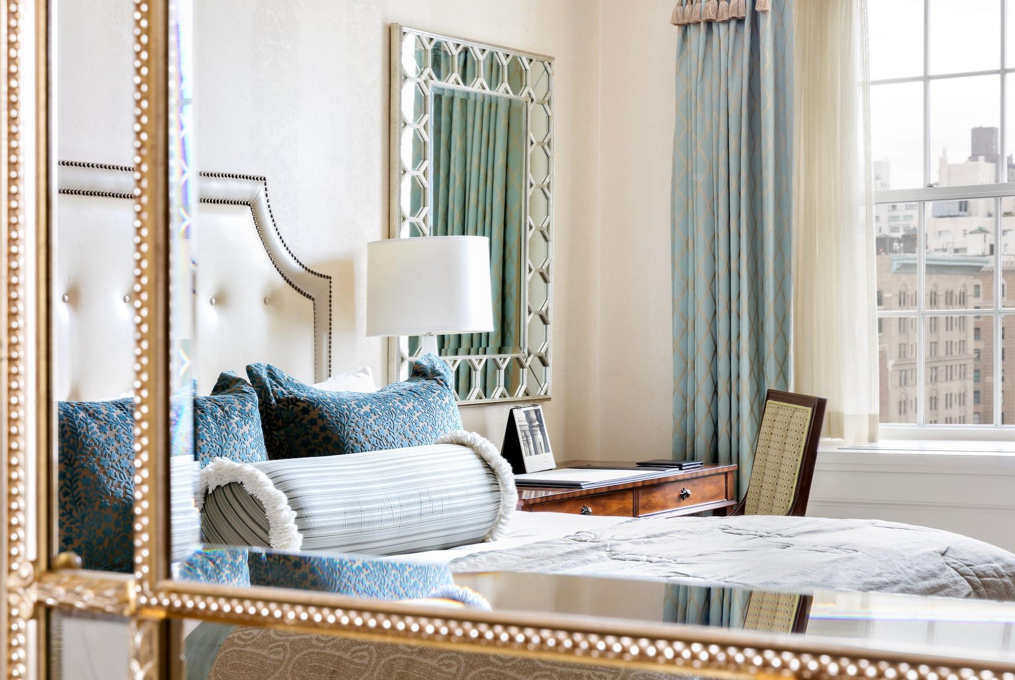 The Pierre, A Taj Hotel, Ню Йорк Екстериор снимка A mirror