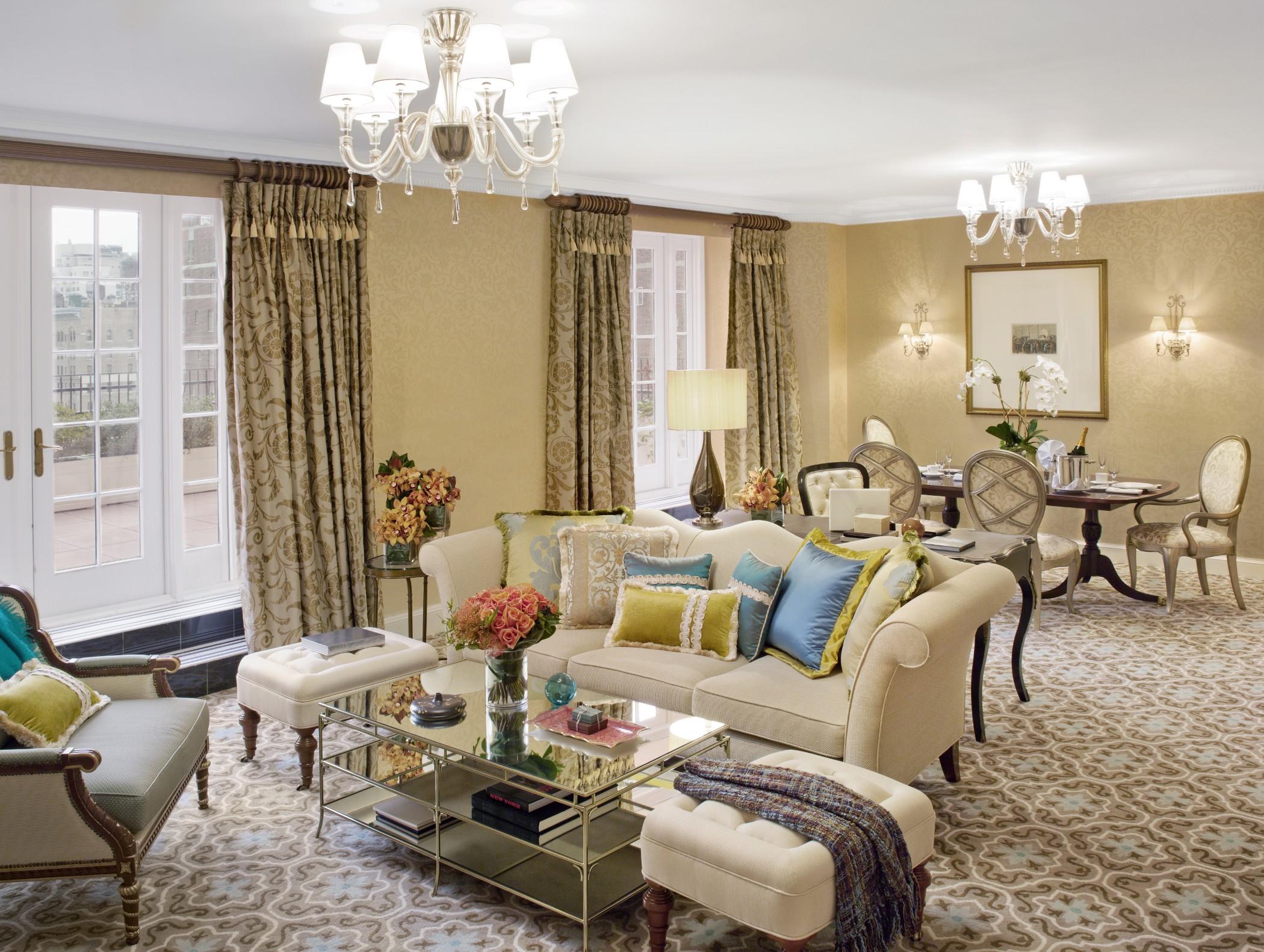 The Pierre, A Taj Hotel, Ню Йорк Стая снимка A living room